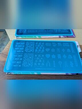 Maniology Stamping Plates NWOT